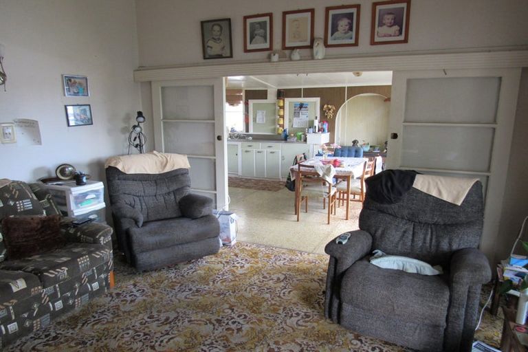 Photo of property in 36 Hunter Street, Hawera, 4610