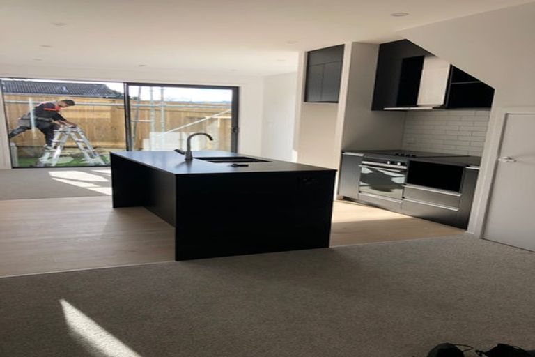 Photo of property in 37 Houhere Street, Paraparaumu, 5032