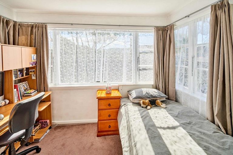 Photo of property in 218 Naenae Road, Naenae, Lower Hutt, 5011