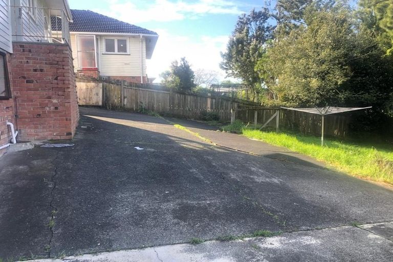 Photo of property in 80 Stottholm Road, Titirangi, Auckland, 0604