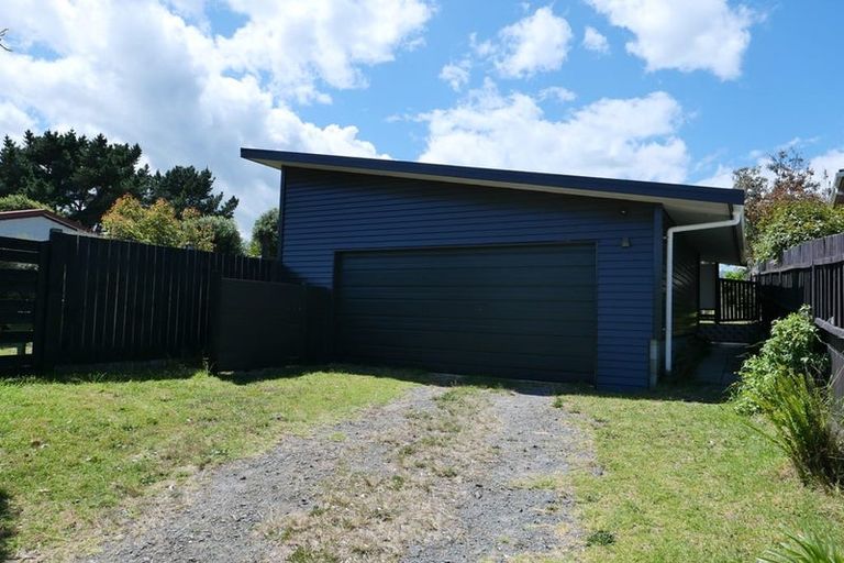 Photo of property in 48 Rutherford Drive, Waikanae Beach, Waikanae, 5036