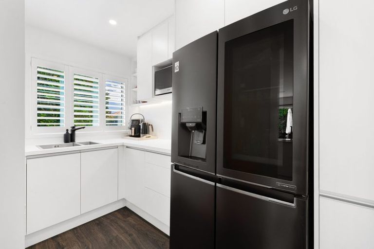 Photo of property in 5a Staveley Street, Avonhead, Christchurch, 8042