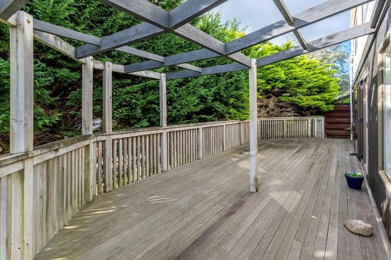 Photo of property in 10 Frances Street, Waikanae Beach, Waikanae, 5036