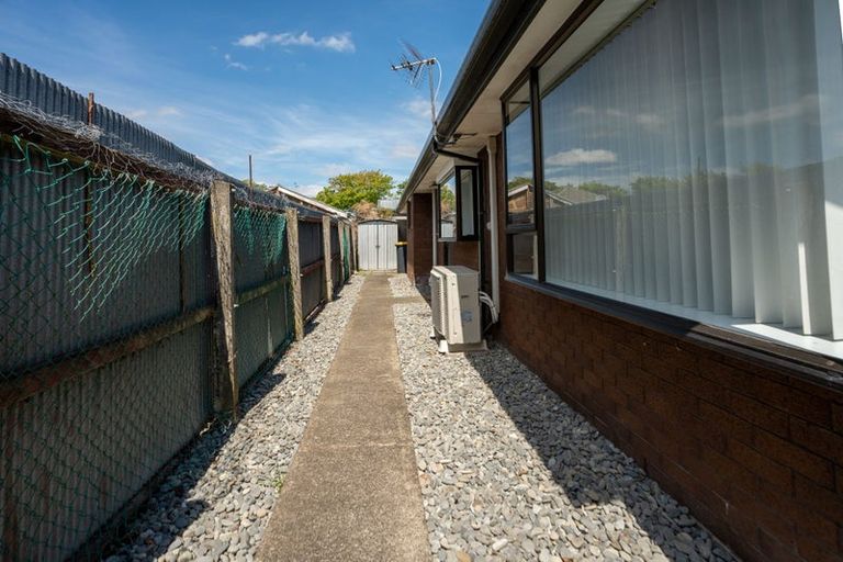 Photo of property in 2/232 Harewood Road, Bishopdale, Christchurch, 8053