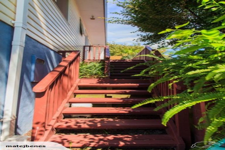 Photo of property in 116a Simpson Road, Papamoa Beach, Papamoa, 3118