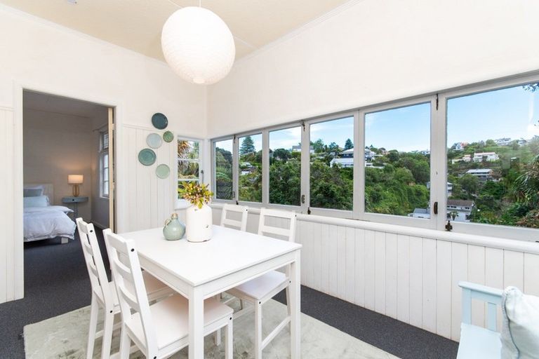 Photo of property in 8 Hadfield Terrace, Bluff Hill, Napier, 4110