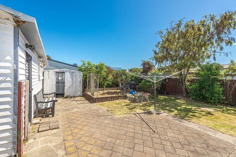 Photo of property in 25 Carson Street, Castlecliff, Whanganui, 4501