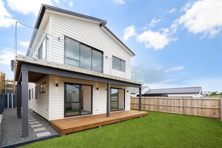 Photo of property in 11 Whale Bay Rise, Gulf Harbour, Whangaparaoa, 0930