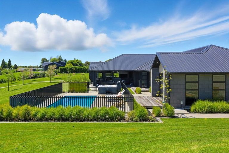 Photo of property in 1 Waimanu Lane, Bethlehem, Tauranga, 3110