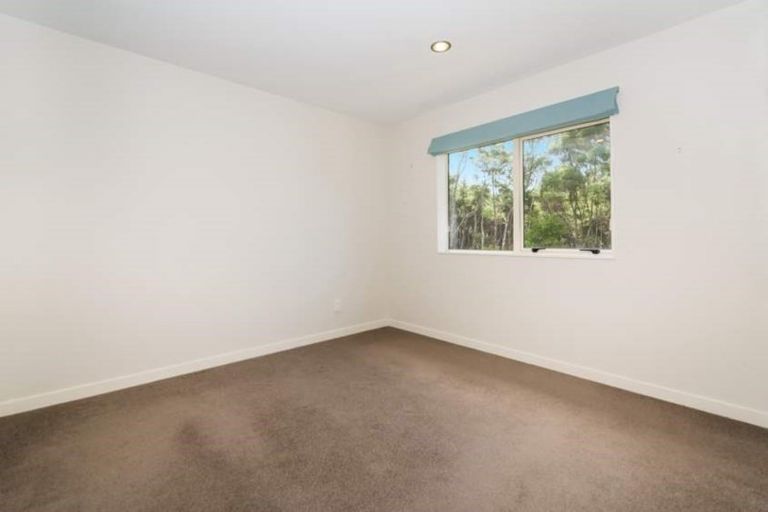 Photo of property in 64 Kyle Road, Greenhithe, Auckland, 0632