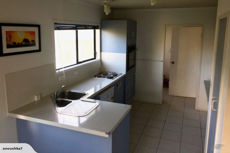 Photo of property in 1 Bevyn Street, Castor Bay, Auckland, 0620