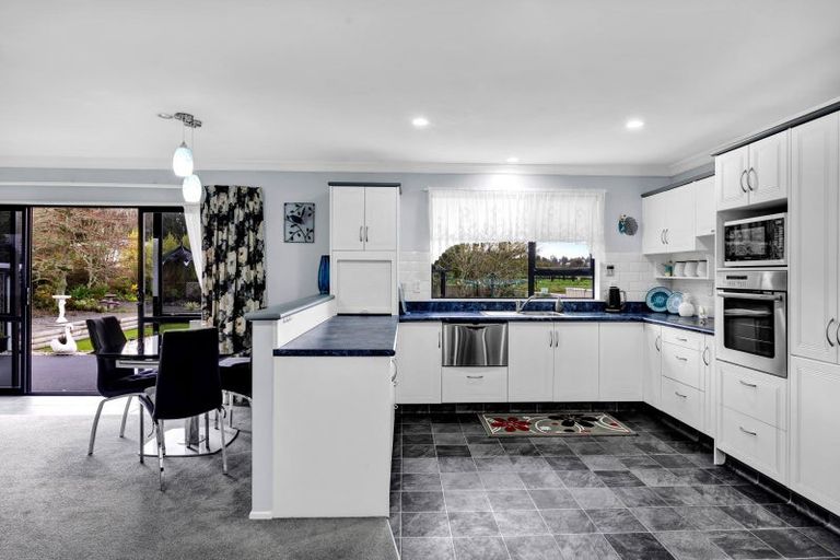 Photo of property in 104 Pembroke Road, Pembroke, Stratford, 4332