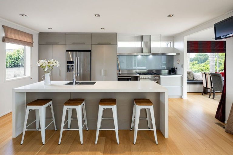 Photo of property in 42 Beerescourt Road, Beerescourt, Hamilton, 3200