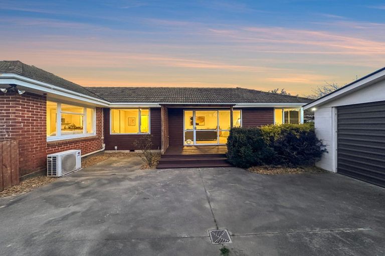 Photo of property in 265 Cranford Street, St Albans, Christchurch, 8052