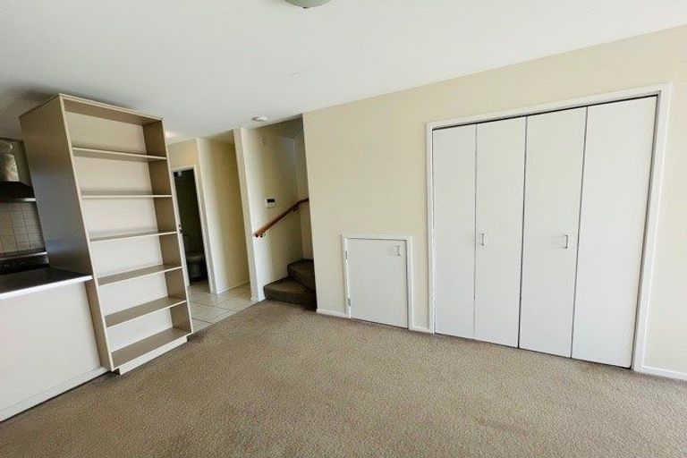 Photo of property in 5/17 Waihi Way, East Tamaki, Auckland, 2013