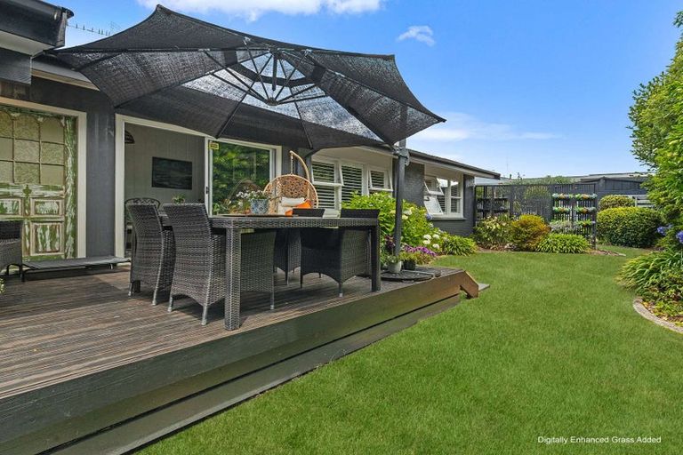 Photo of property in 4 Tawavale Street, Pukehangi, Rotorua, 3015