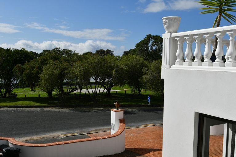 Photo of property in 4 Sunrise Boulevard, Snells Beach, 0920