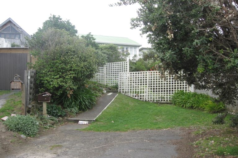 Photo of property in 5 Karekare Road, Raumati South, Paraparaumu, 5032