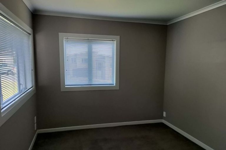 Photo of property in 15 Marsh Avenue, Forrest Hill, Auckland, 0620