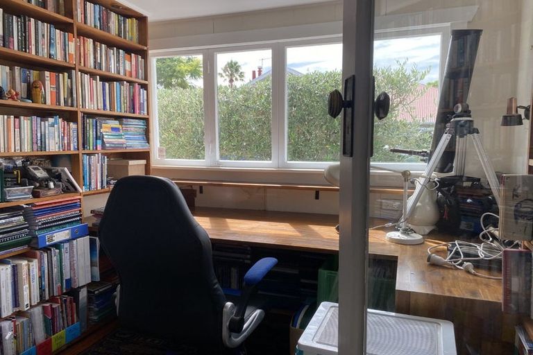 Photo of property in 2 Balquhidder Road, Hospital Hill, Napier, 4110