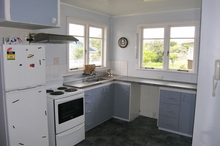 Photo of property in 14 Ropata Street, Kaiti, Gisborne, 4010