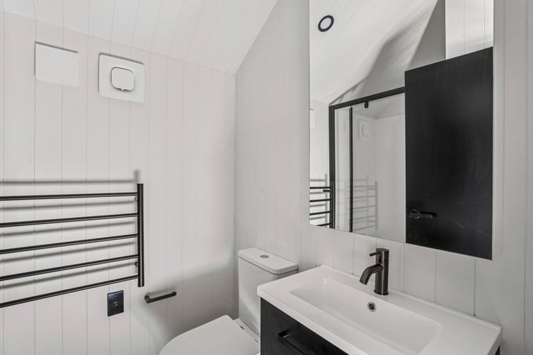 Photo of property in 3 O'meara Street, Swanson, Auckland, 0614