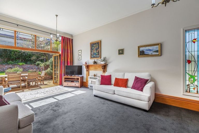 Photo of property in 17 Armour Avenue, Mount Victoria, Wellington, 6011