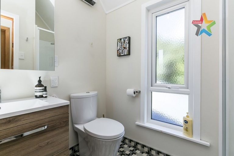 Photo of property in 26 Rochester Street, Wilton, Wellington, 6012