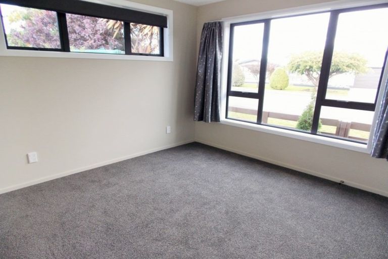 Photo of property in 2 Fergus Square, Te Anau, 9600