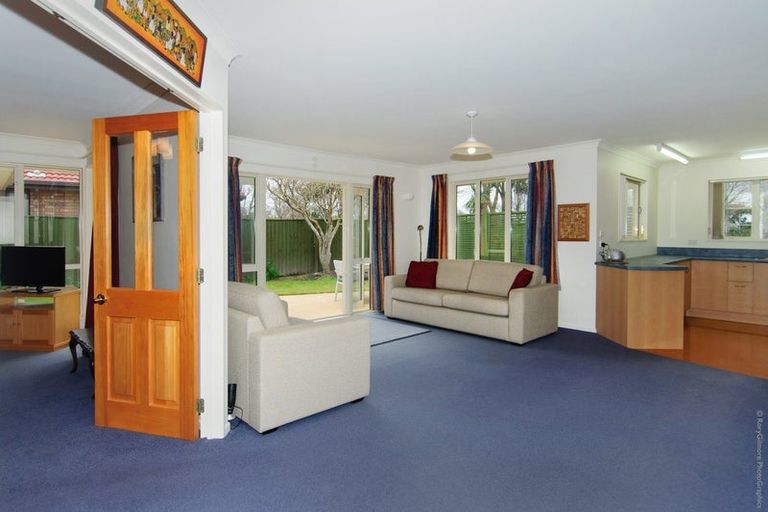 Photo of property in 10 Redfern Street, Northwood, Christchurch, 8051