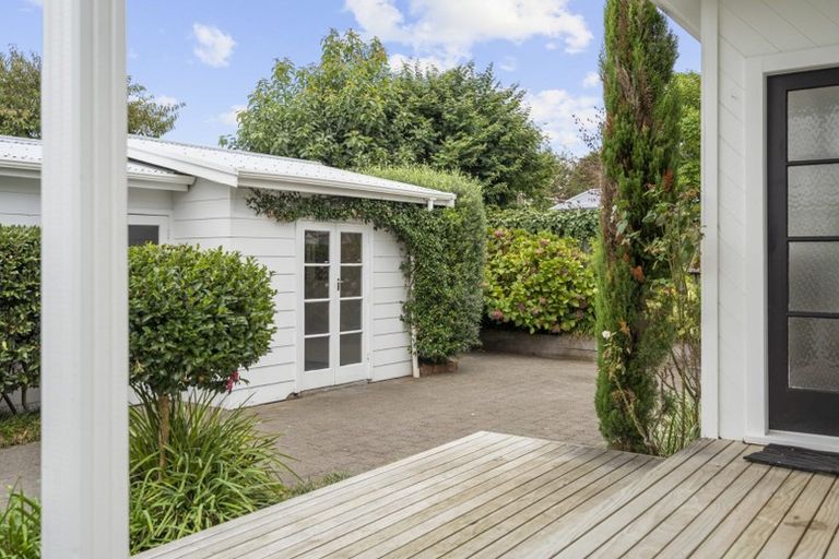 Photo of property in 81 Williams Street, Cambridge, 3434