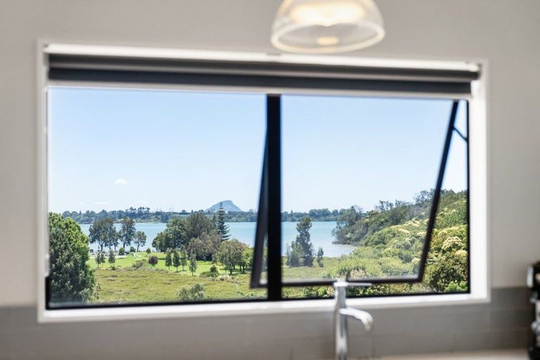 Photo of property in 31 Dingadee Street, Welcome Bay, Tauranga, 3112