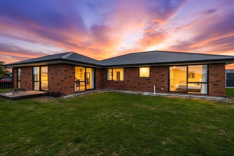 Photo of property in 2 Glenmark Drive, Darfield, 7510