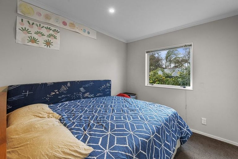 Photo of property in 19 Fyfe Avenue, Papatoetoe, Auckland, 2025