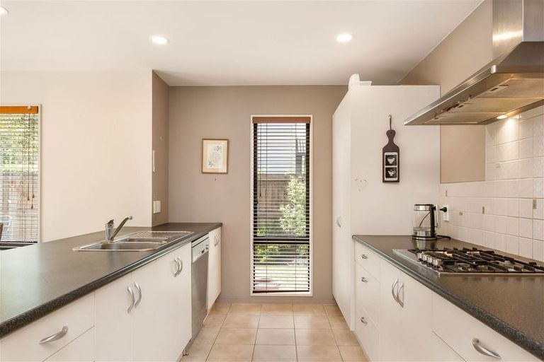 Photo of property in 16 Mary Street, Papanui, Christchurch, 8053