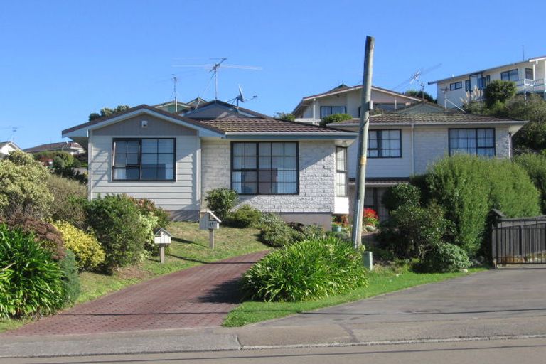 Photo of property in 41 Bracken Road, Paparangi, Wellington, 6037