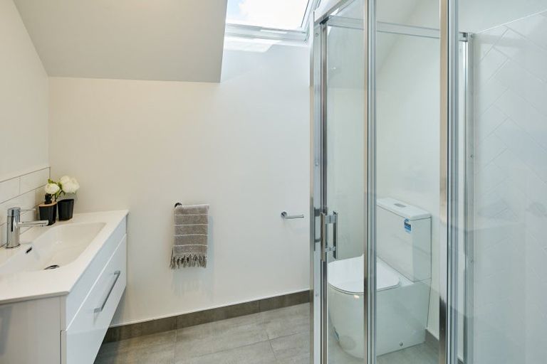 Photo of property in 2/892 High Street, Avalon, Lower Hutt, 5011