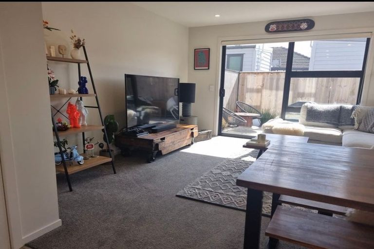 Photo of property in 5/489 Riverside Drive, Fairfield, Lower Hutt, 5011