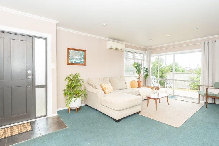 Photo of property in 59 Sandwich Road, St Andrews, Hamilton, 3200