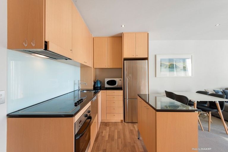 Photo of property in Sanctum Apartment, 10 Ebor Street, Te Aro, Wellington, 6011