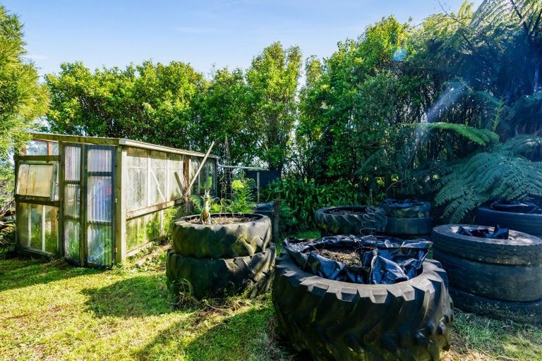 Photo of property in 150 Ackworth Road, Lepperton, New Plymouth, 4373