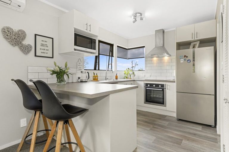 Photo of property in 11a Hilltop Road, Parkvale, Tauranga, 3112