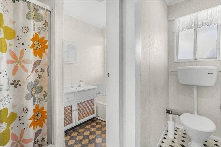 Photo of property in 113 Knights Road, Hutt Central, Lower Hutt, 5010