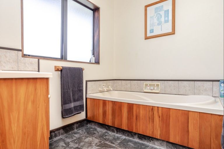 Photo of property in 569 Laws Road, Dannevirke, 4972