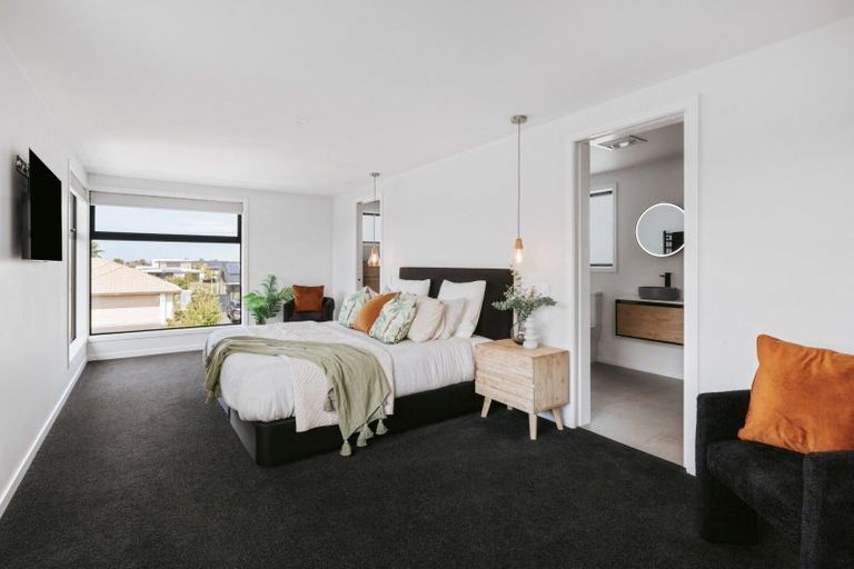 Photo of property in 15 Cassinia Close, Papamoa Beach, Papamoa, 3118