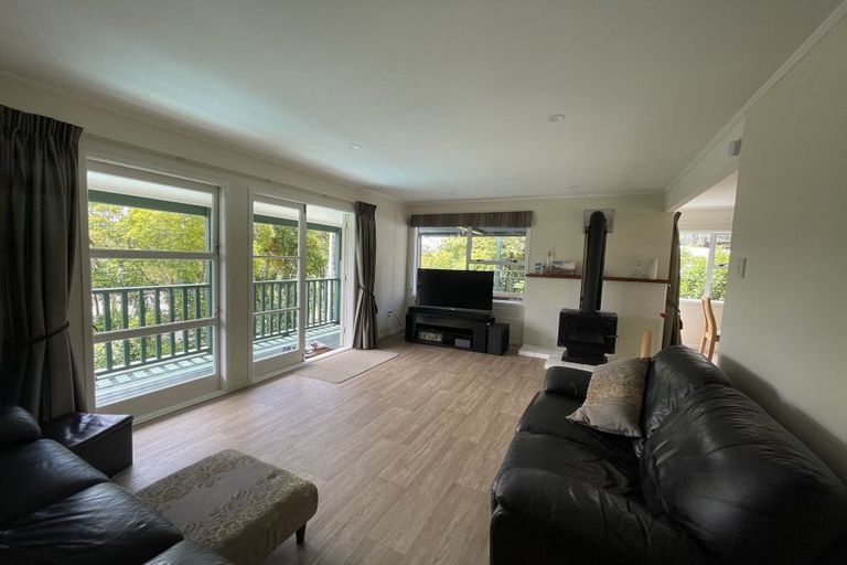 Photo of property in 42 Oaktree Avenue, Browns Bay, Auckland, 0630