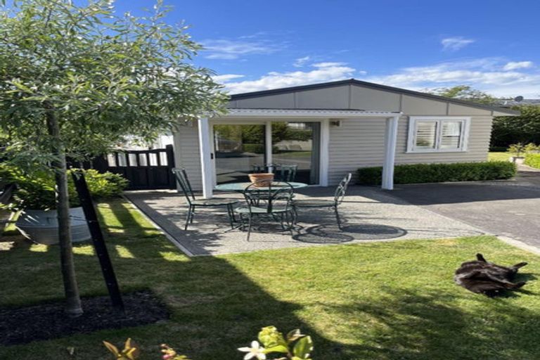 Photo of property in 1a Nimon Street, Havelock North, 4130