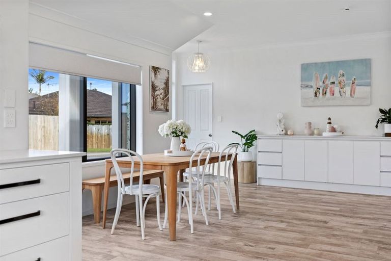 Photo of property in 27 Seychelles Drive, Papamoa Beach, Papamoa, 3118