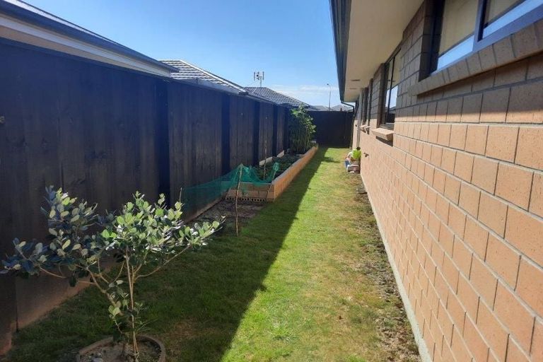 Photo of property in 43 Hayson Drive, Kaiapoi, 7630