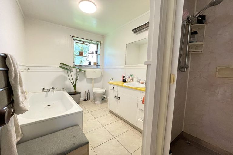 Photo of property in 2/26a Colligan Street, Upper Riccarton, Christchurch, 8041